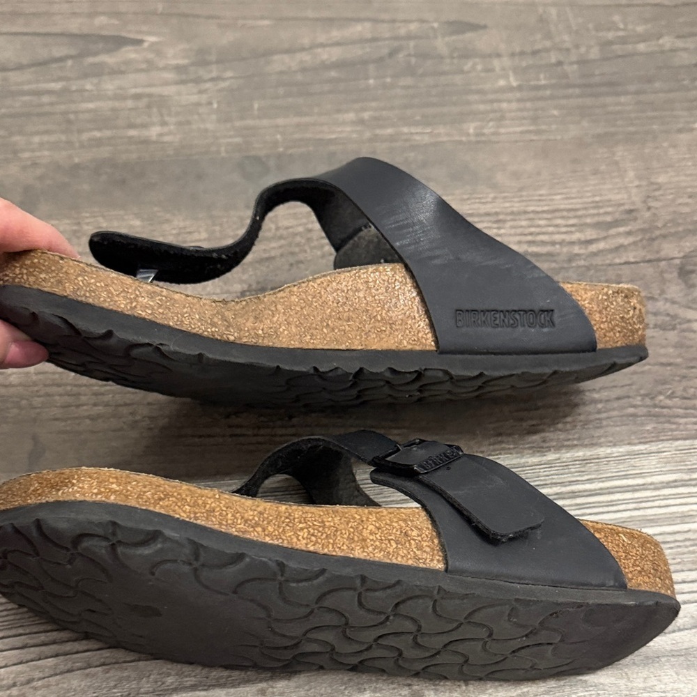 Birkenstock Black Leather Sandals Size 7 - Picture 5 of 6